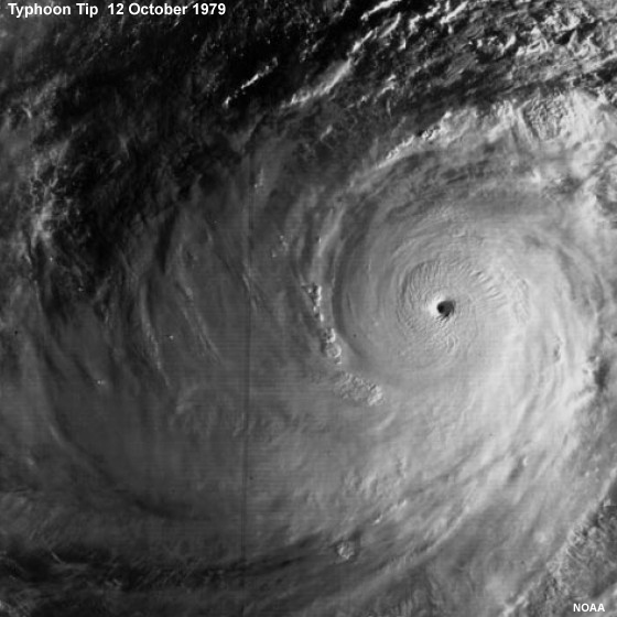Image of Supertyphoon Tip at 0353 UTC on 12 October 1979.