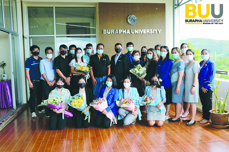 006 ผู้ช่วยศาสตราจารย์ ดร.วศิน ยุวนะเตมีย์  รับรางวัล “รัตนบูรพา” ประจำปี ๒๕๖๔ สาขาคนดีศรีบูรพา ในงาน “๘ กรกฎ”
