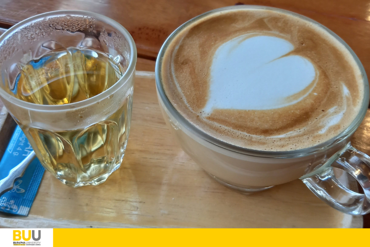 รีวิวร้านกาแฟ Trimm Lounge Cafe & Restaurant
